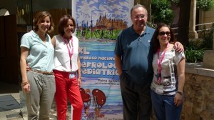 Víctor García Nieto junto con Concepción Mir, Mª Dolores Rodrigo y Esther Trillo nefrólogas infantiles de Baleares. 