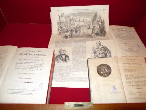 07-Real Academia-Vitrina Mateo Orfila